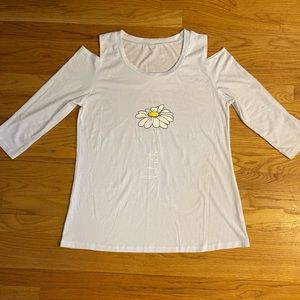 NWOT. Women’s top. Cutout shoulders, 3/4 length sleeves, size medium.Never worn.